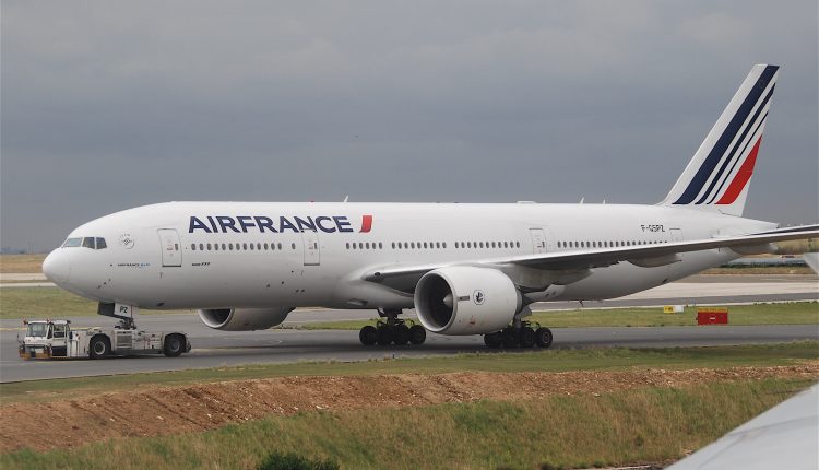 Air-France-Boeing-777-200-750x430.jpg