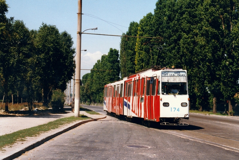 1996 - CT - 2.jpg