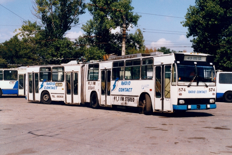 1996 - CT - 48.jpg