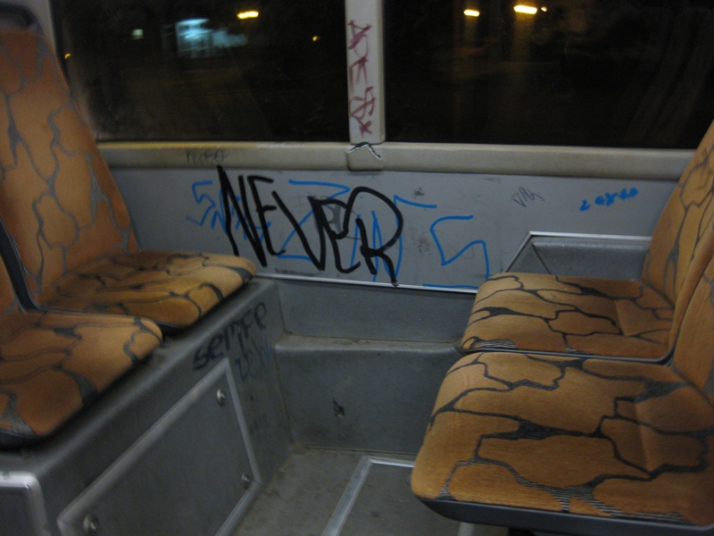 46 - PMG graffiti 1 (04.05.2010).JPG
