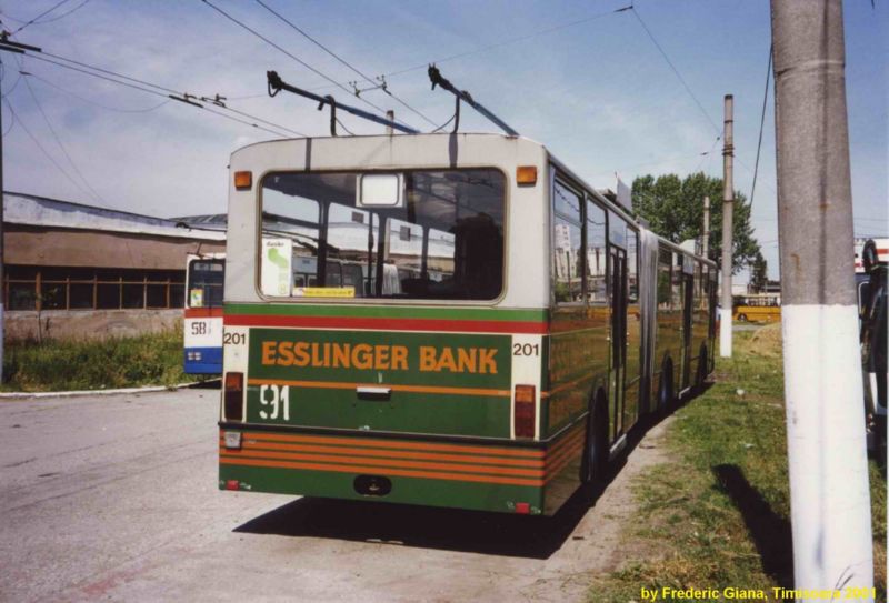 91-Trolleybus Vetter articulé Timisoara 2001  1.jpg