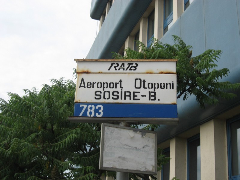 Aeroport Otopeni SOSIRE - B.JPG
