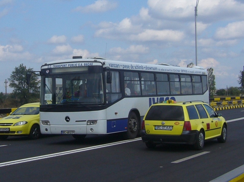 Autobuz pe linia 5.JPG
