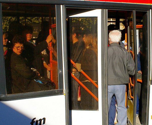 autobuz-transport-comun-tursib-2-jpg.jpg