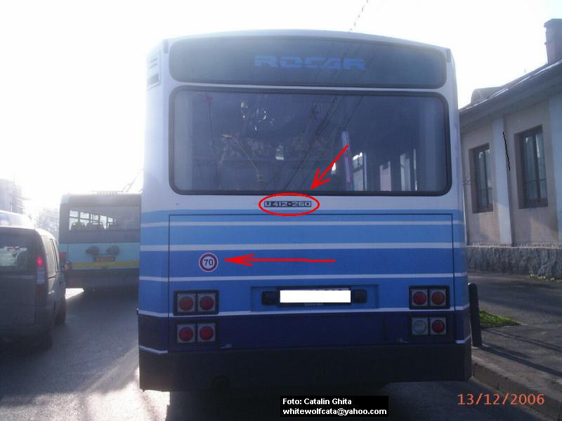 bus_0011_892.jpg