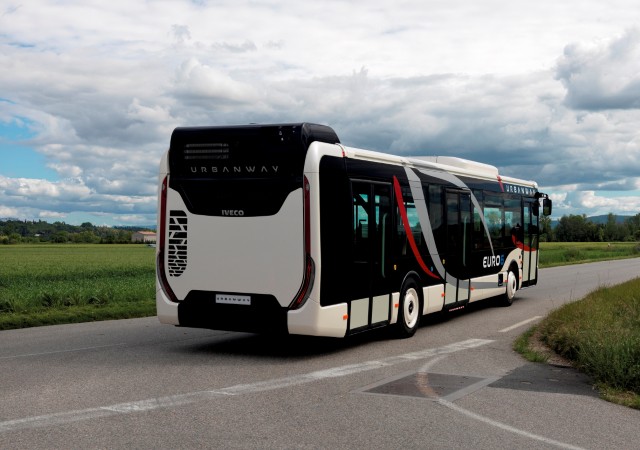Iveco-Bus-UrbanWay-a.jpg