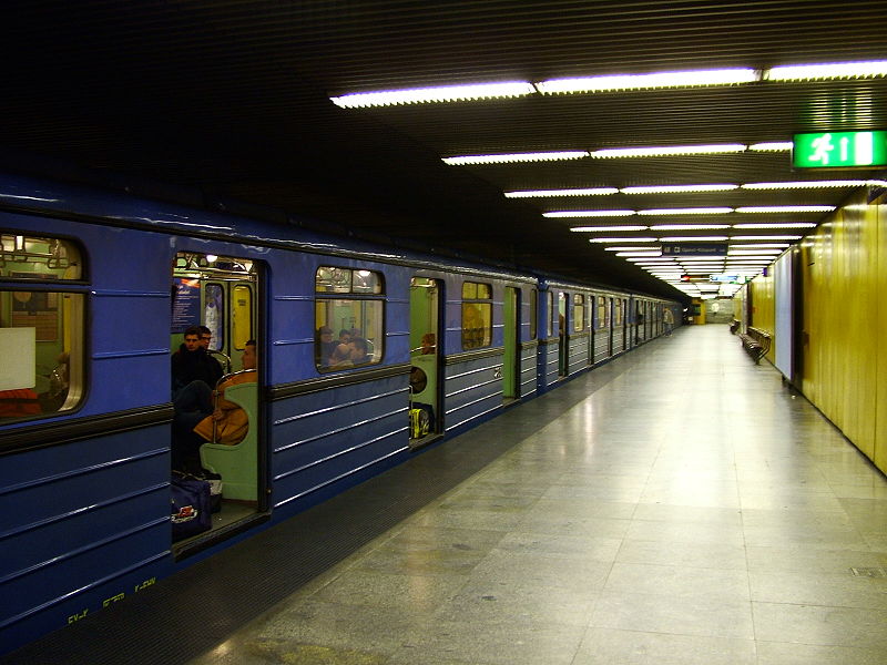 Metrou Budapesta.jpg