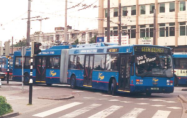 nl-trams-arnhem2.JPG