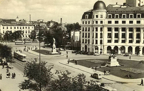 Piata Universitatii 1953.jpg