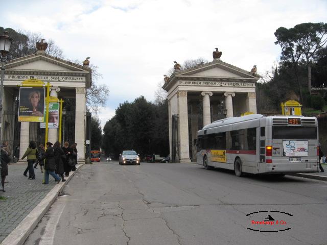 Roma - Autobuz la Villa Borghese.jpg