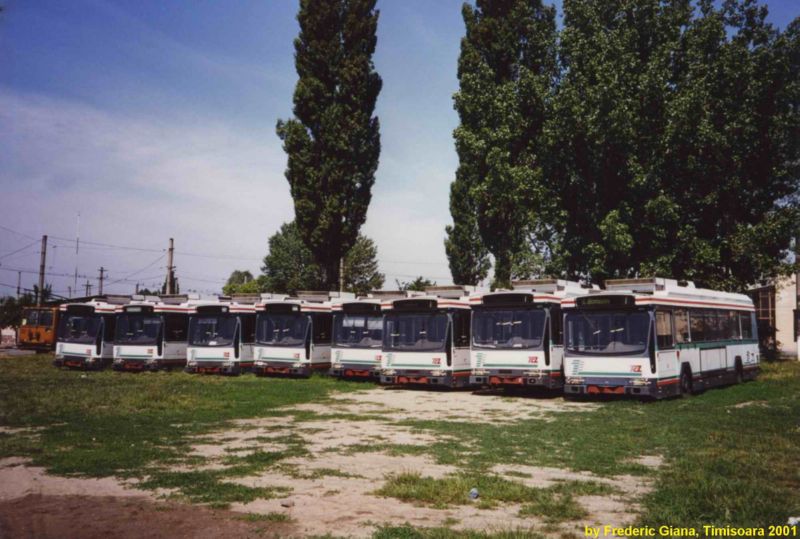 Trolleybus Berliet ER100 ex-Lyon &#224; Timisoara 2001 _021.jpg