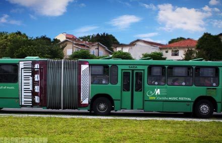 Bus10.jpg