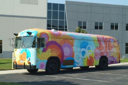 creative_bus_165.jpg