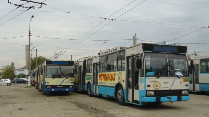 0-106+115-P1480886.jpg