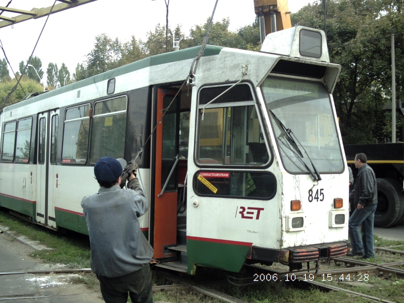 100-0044.jpg