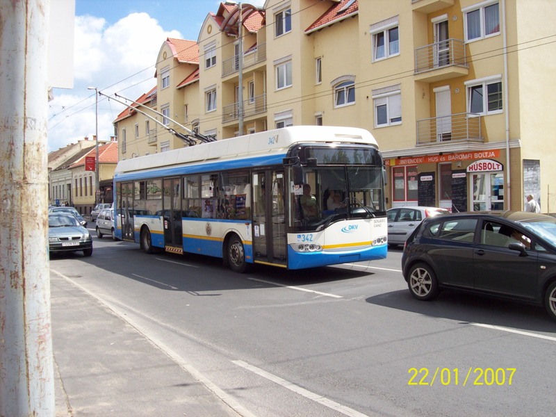 100_1790.jpg