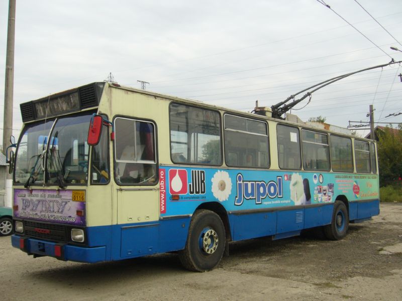 112-P1480607c.jpg