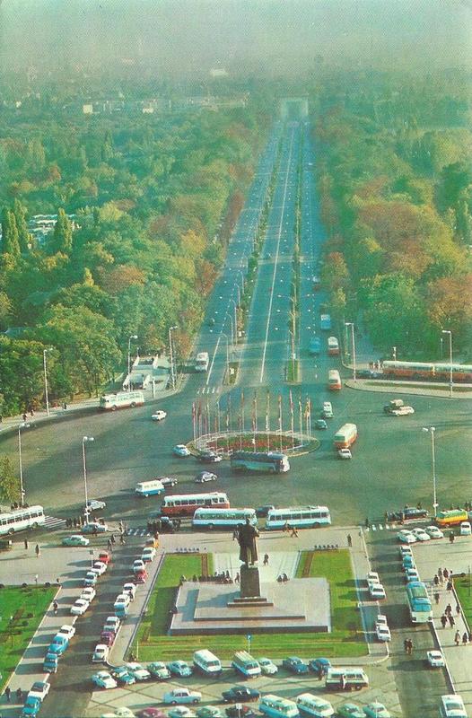 1-BucurestiPiataScanteii.jpg