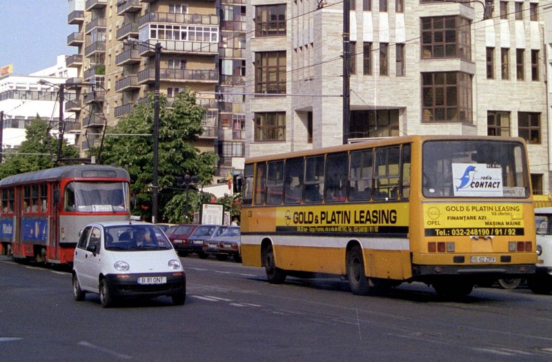 2002-6.jpg