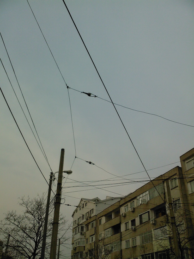 3561 - reteaua de tramvai in zona Garii Fluviale (27.02.2009).jpg