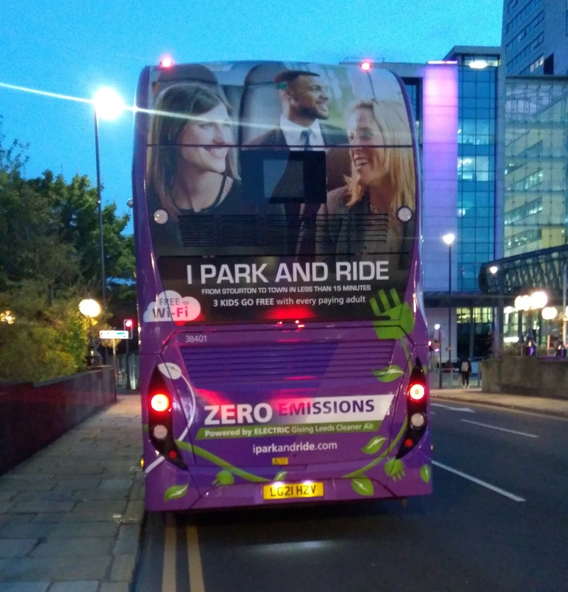 BYD Enviro 400 38401,3.jpg