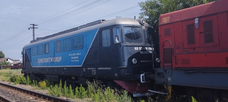 Constantin Grup 60-1564-3.jpg