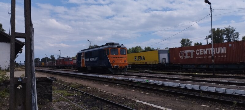 Train Hungary 60-0840-8,2.jpg