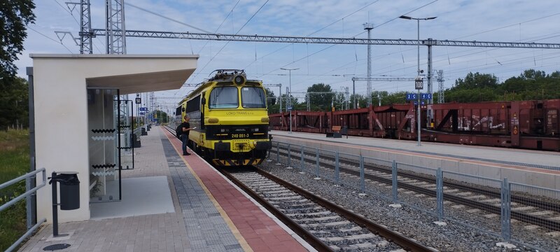Loko Trans 240-051-3,2.jpg