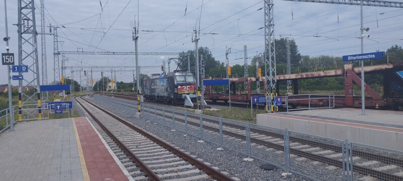 Vectron 876,2.jpg
