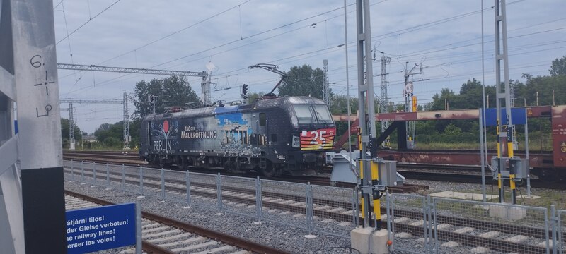 Vectron 876,3.jpg