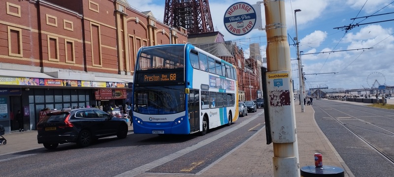 Stagecoach 15577.jpg
