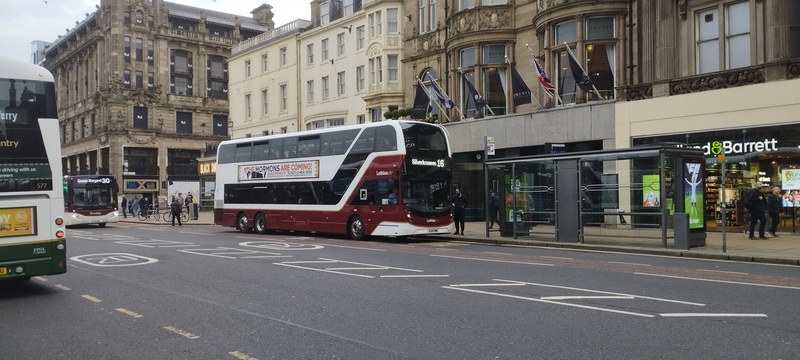 Lothian 1075.jpg