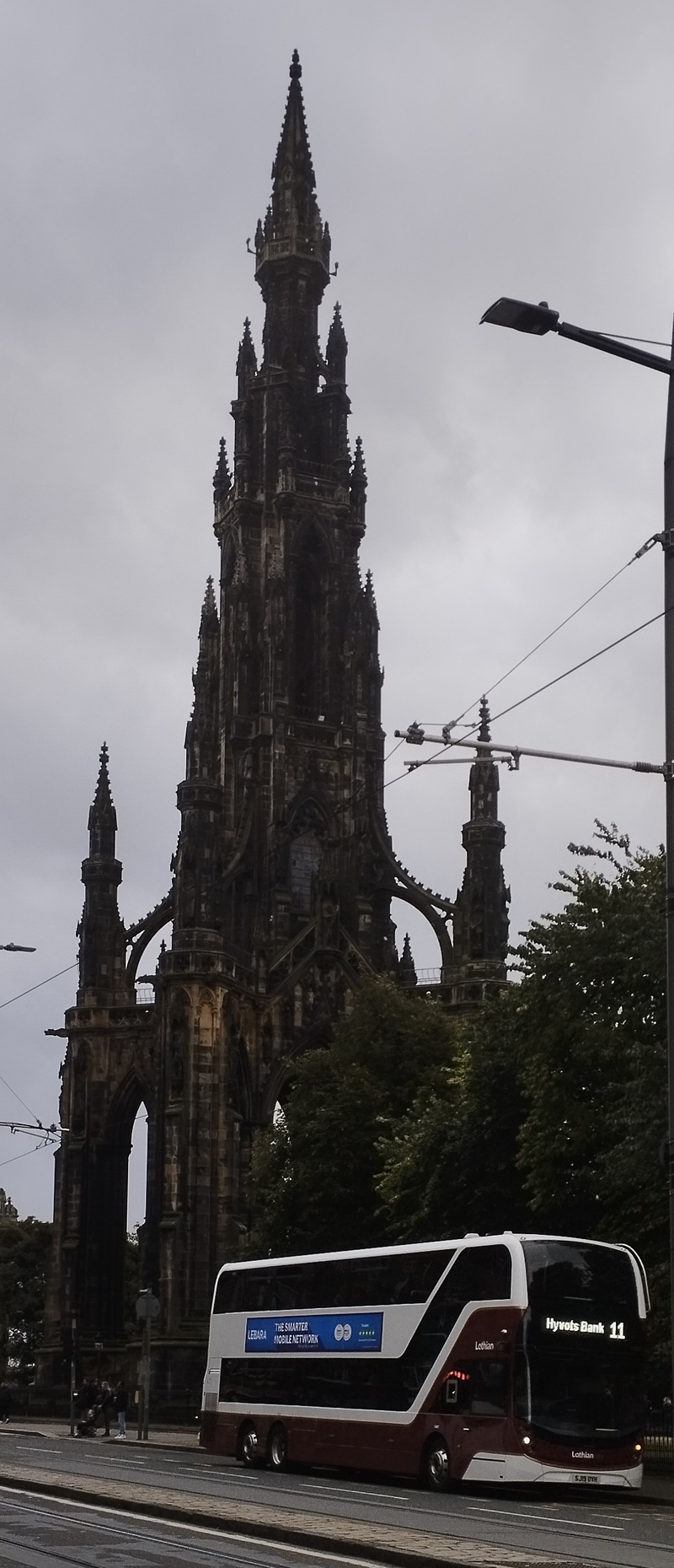 Lothian 1107.jpg