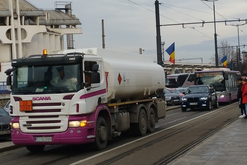 Scania P380.jpg