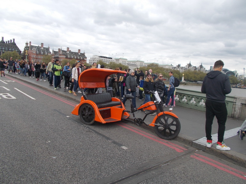 Londra Tricicleta.JPG