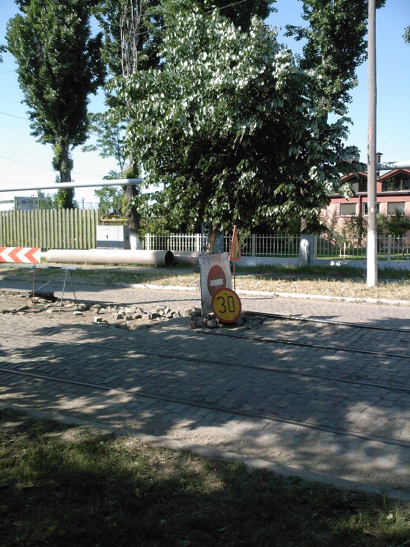 4196 - Lucrari pe str. Ana Ipatescu (28.05.2009).jpg
