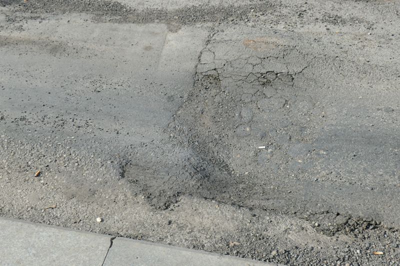Bucuresti, 23 iulie 003.jpg