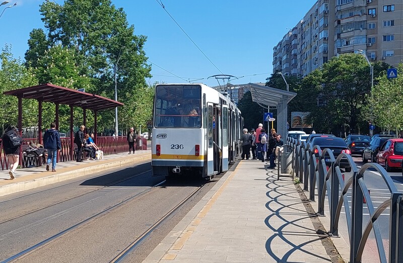 Bucuresti, 7 mai 000.jpg