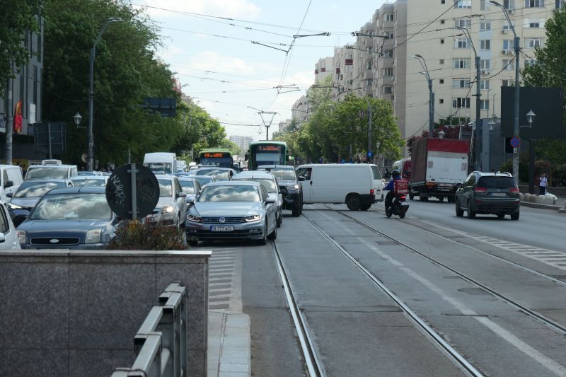 Bucuresti, 7 mai 002.jpg