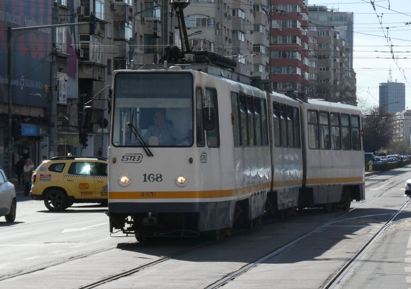 Bucuresti, 7 aprilie 002.jpg