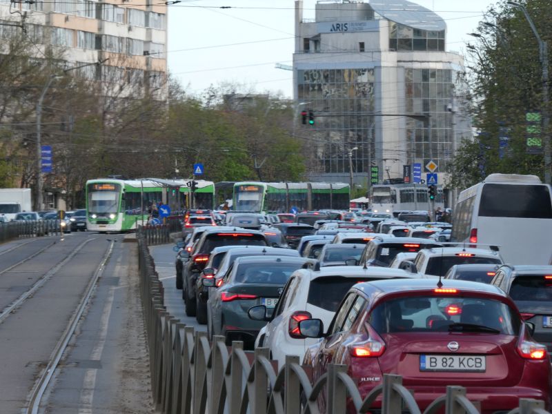 Bucuresti, 8 aprilie 002.jpg