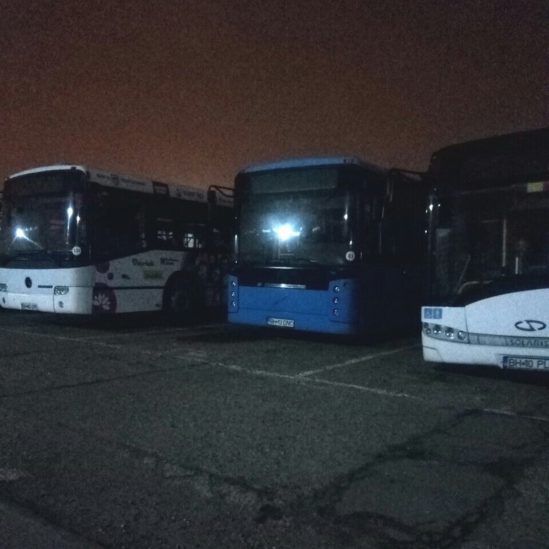 Volvo B7RLE Vest - OTL 81.jpg