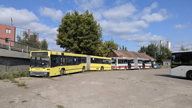 o405_g_ex_94.jpg