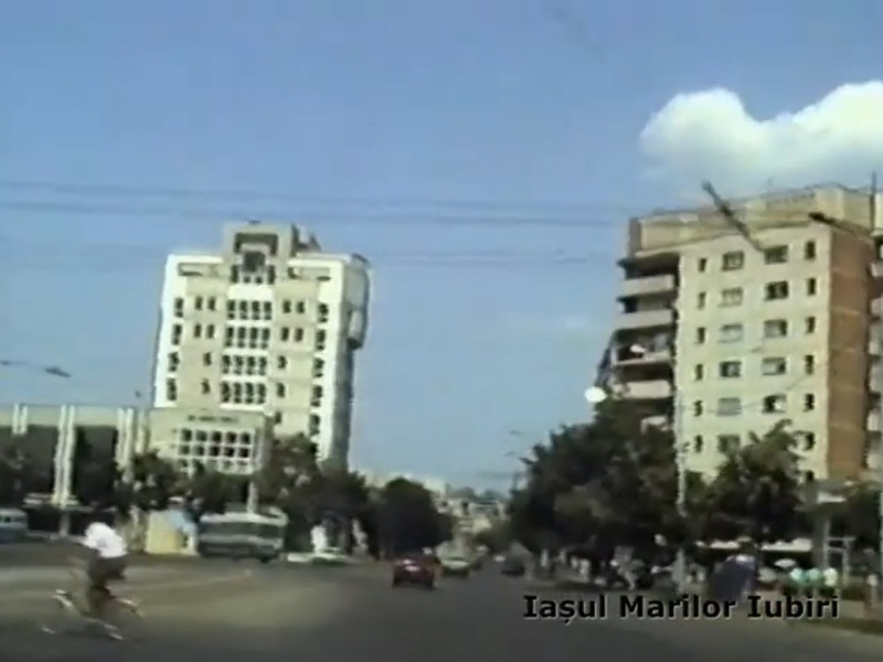 Screenshot_20251007_144903_YouTube.jpg