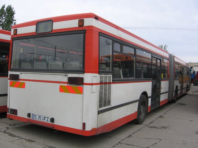 643-1_173.jpg