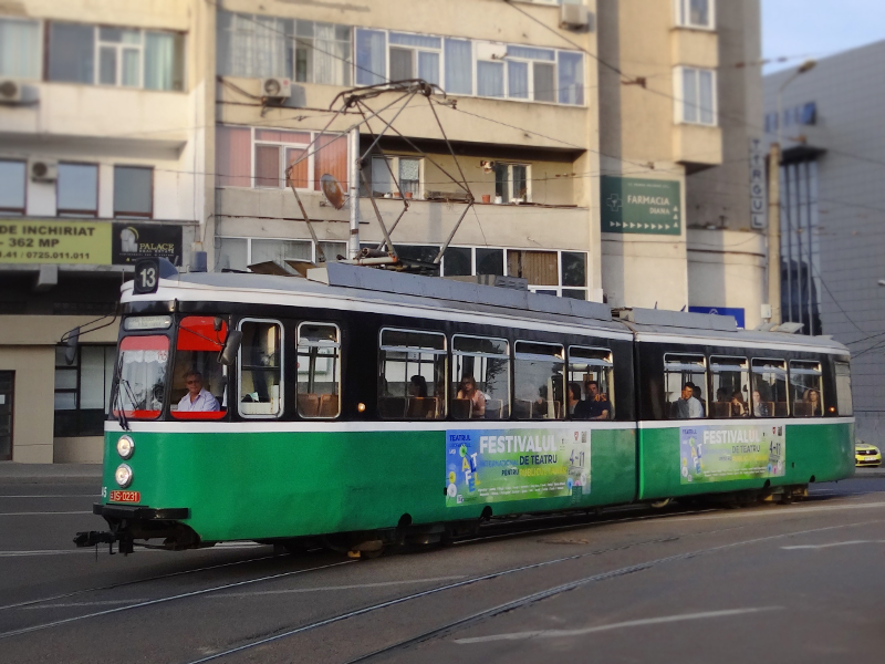 145.jpg