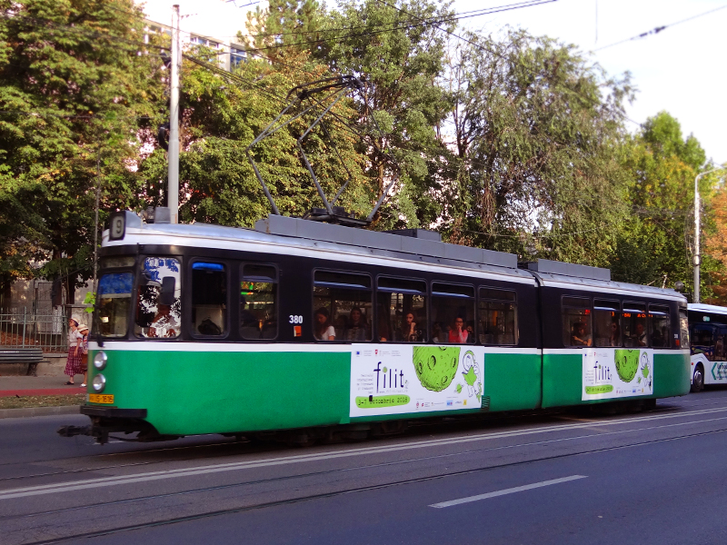 380.jpg