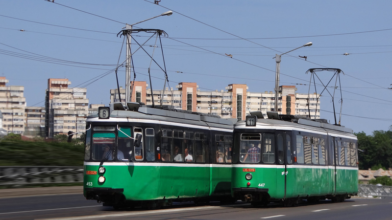 cover GT 4.jpg