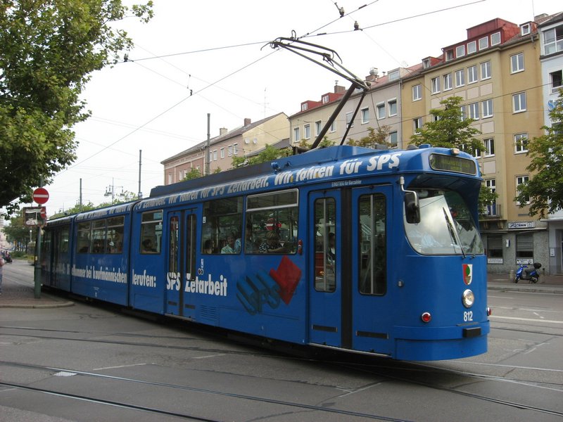 812-1.jpg