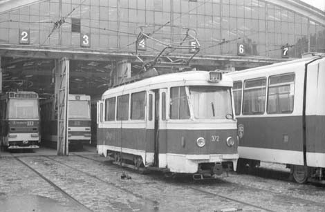 81-085-028.jpg